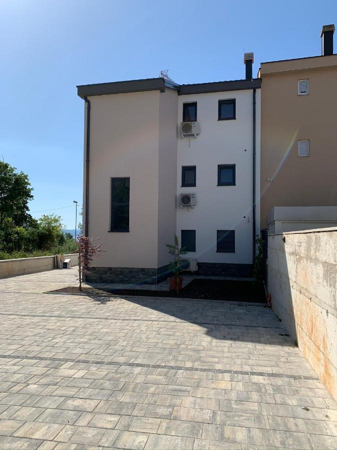 Apartman Polje Njivice Εξωτερικό φωτογραφία