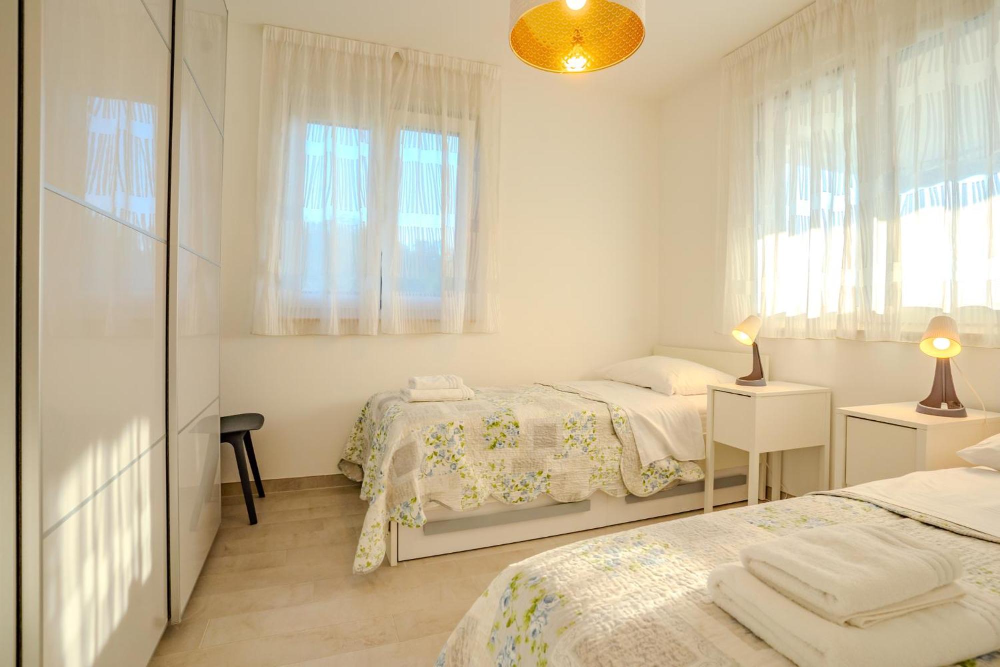 Apartman Polje Njivice Εξωτερικό φωτογραφία